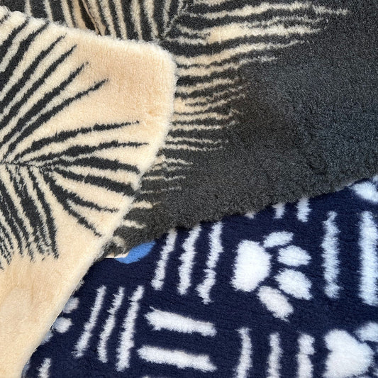 Zolux karva-alusta, liukueste